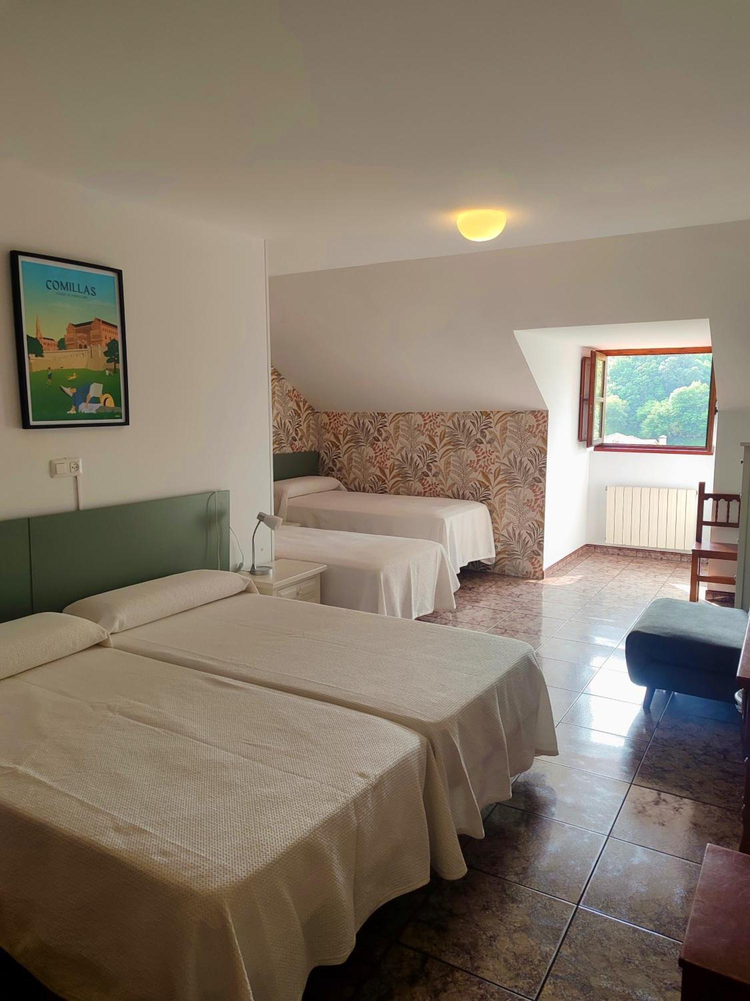 קומיאס Hotel Solatorre חדר תמונה